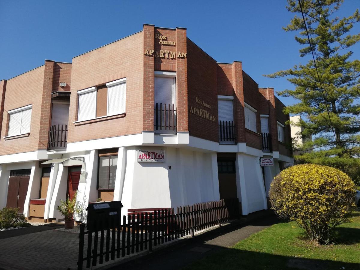 Roxanna Apartman Gyula Exterior foto