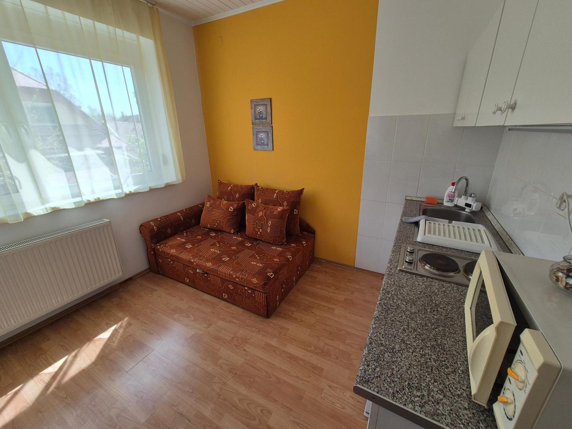 Roxanna Apartman Gyula Exterior foto